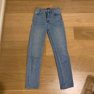 BDG Girlfriend High-Rise Cropped Jeans